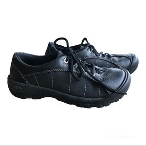 Keens Presidio Shoes size 8 womens shoes, hiking shoes or train shoes